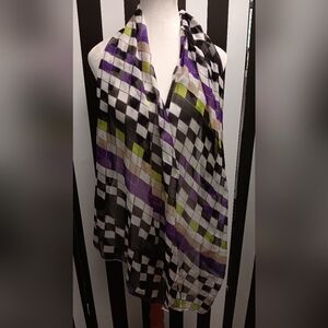 Checkerboard scarf